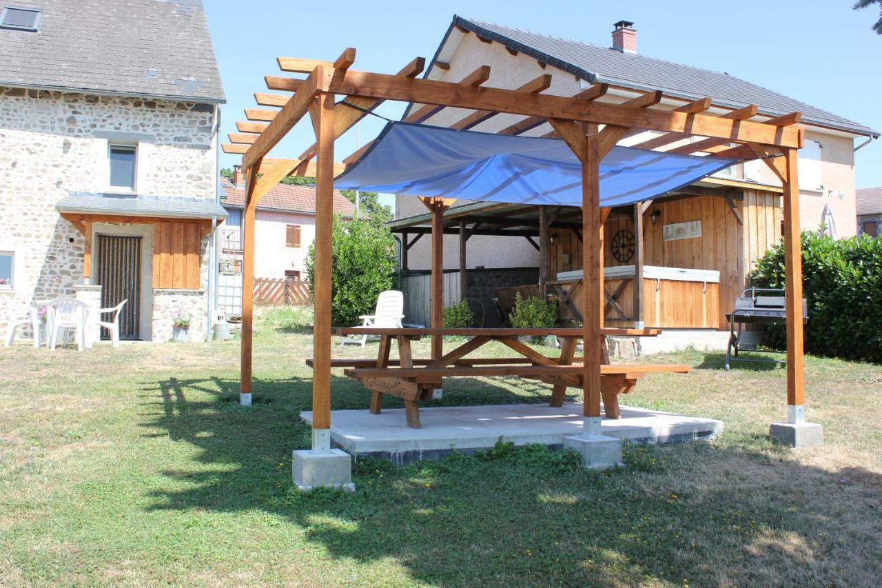 Maison Le Barrage Saint-Gervais-dʼAuvergne 외부 사진